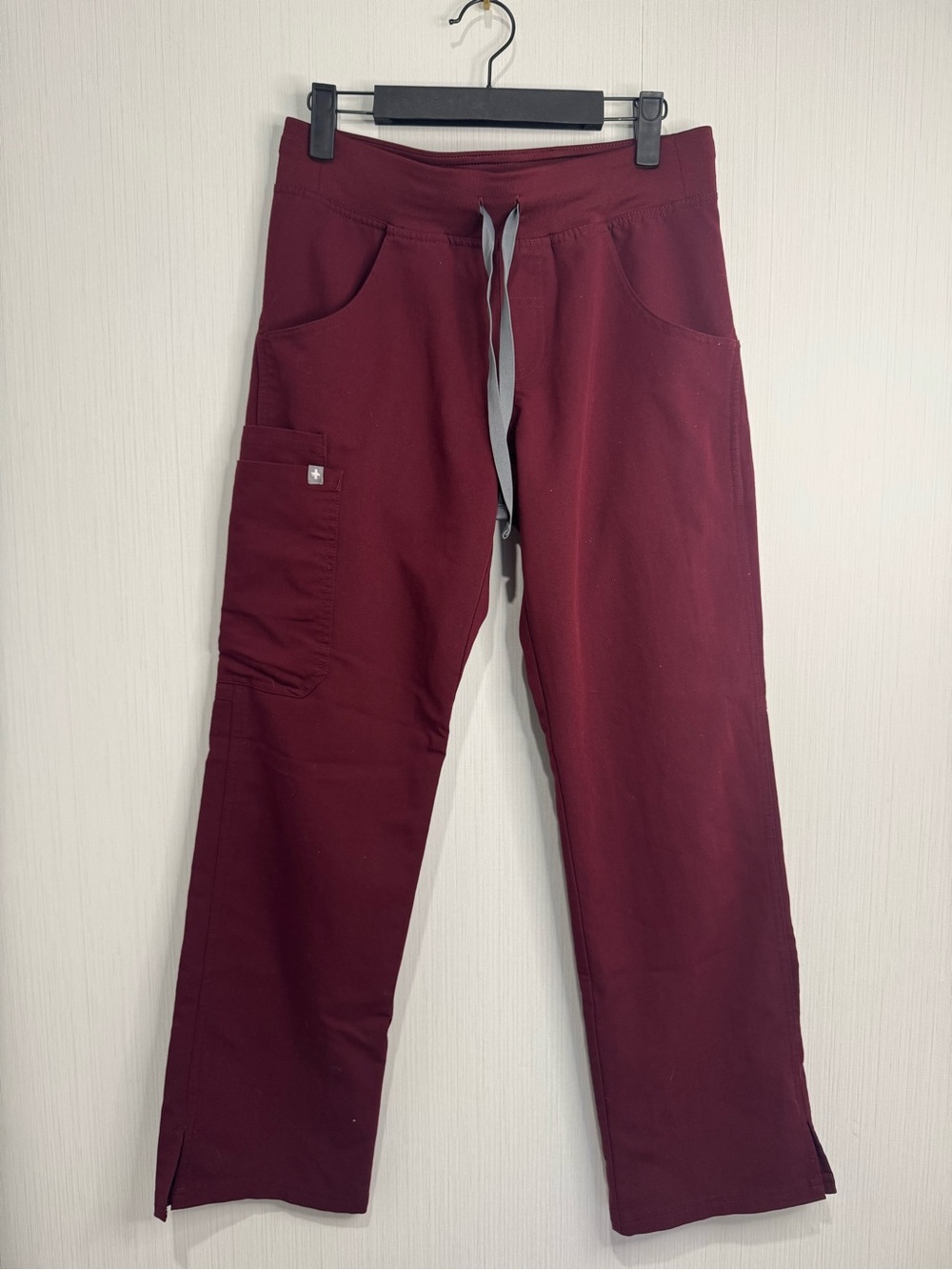 FIGS Kade Scrub Pants. Burgundy. Maroon. Dark Red. XS Petite.